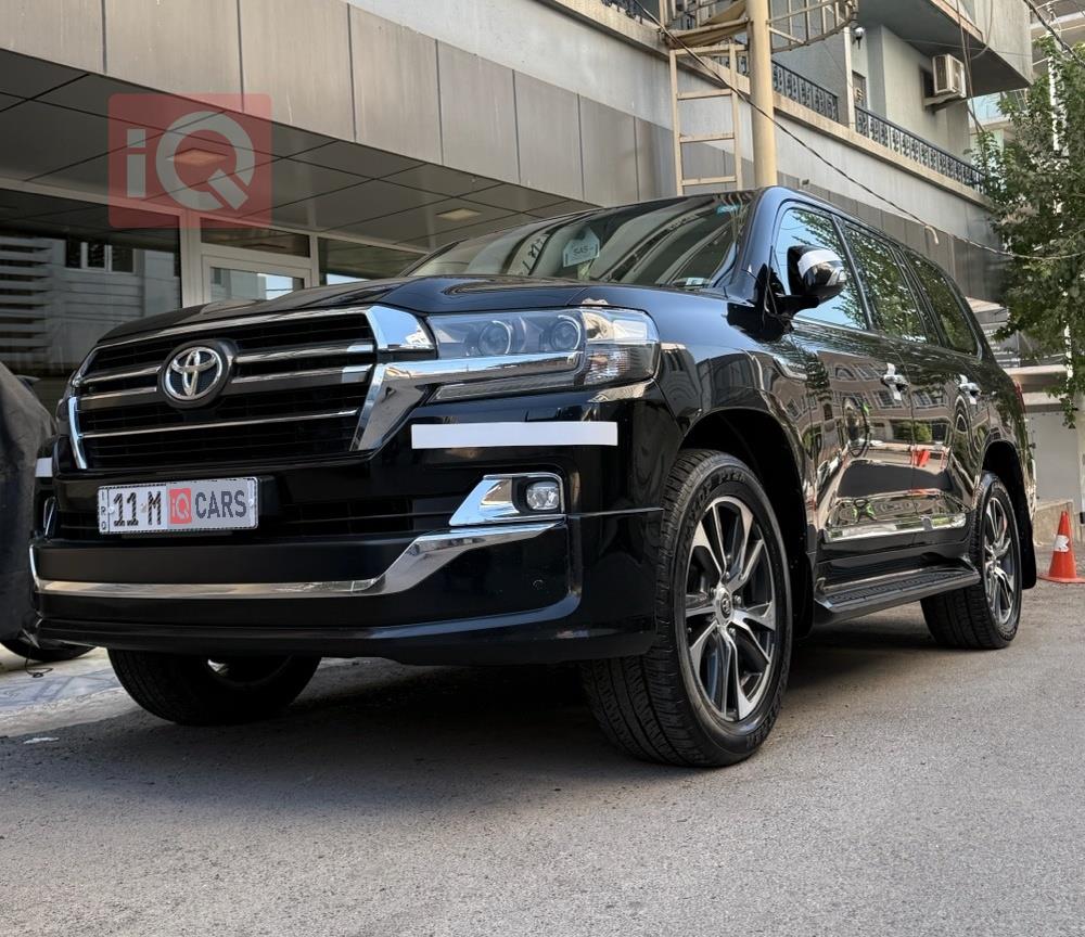 تويوتا لاندكروزر